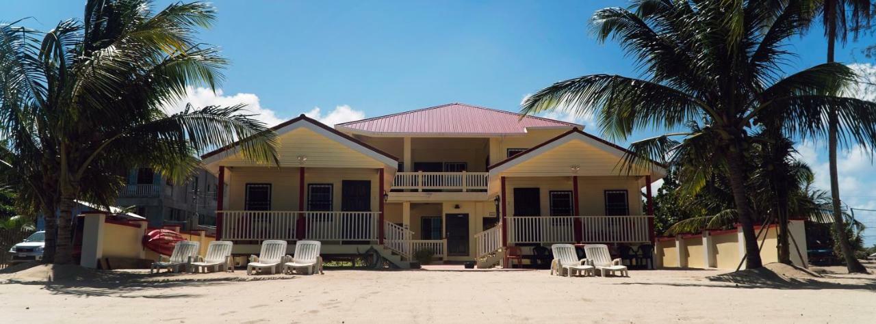 The White Horse Inn - Hopkins Village Beach Belize Экстерьер фото
